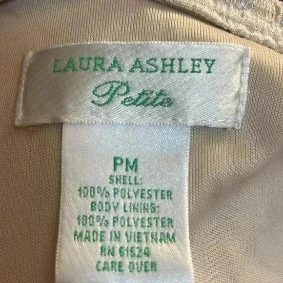 Laura Ashley Petite Medium Tan/Beige Short Sleeve Textured Blouse - Picture 7 of 8